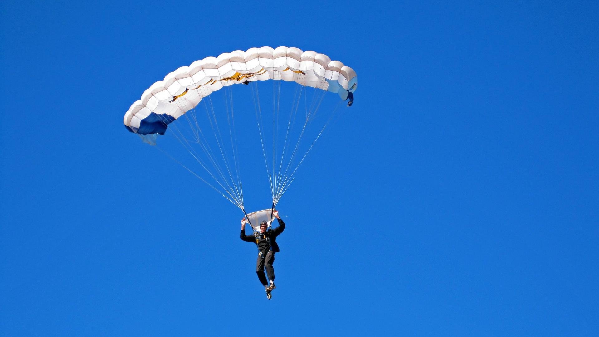 法媒称赞：塞内加尔足球踢出了“热带的冷静”