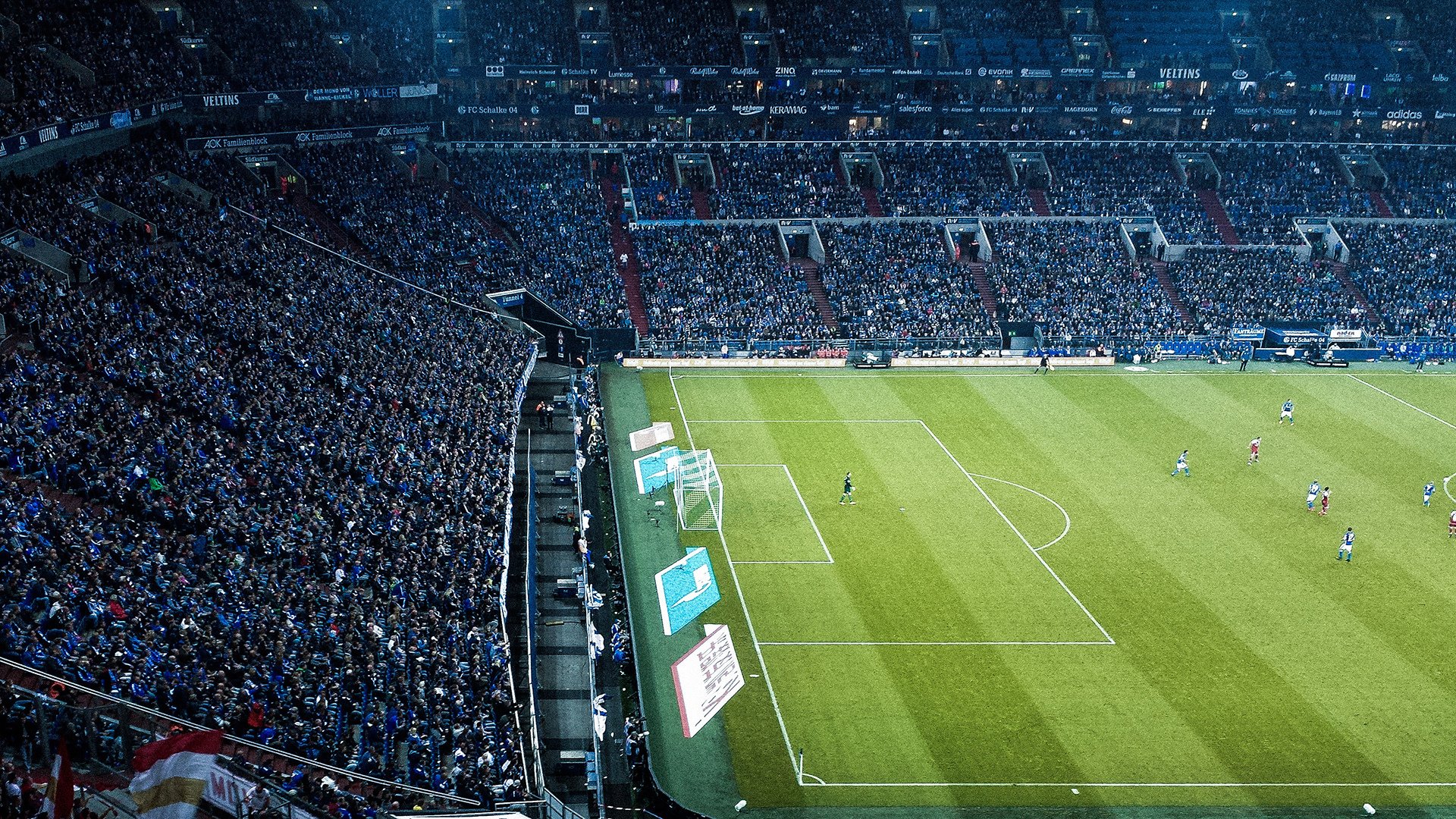 羽毛球双打大战,赛事激烈火花四溅,羽毛球双打精彩集锦